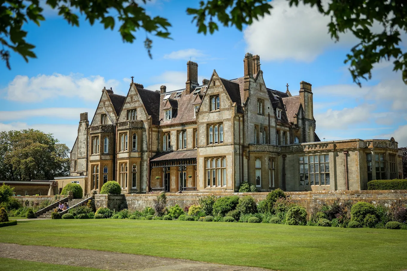 Clayesmore main house